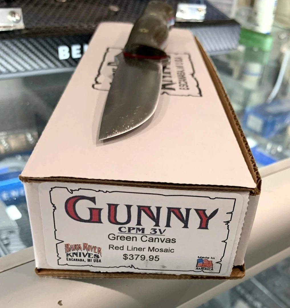 BARK RIVER KNIVES Bark River Gunny CPM 3V Knife W/ Green Canvas Micarta - Red Liners - Mosaic Pins
