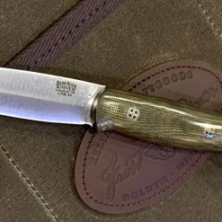 BARK RIVER KNIVES Bark River Ultralite Bushcrafter CPM 3V Green Micarta - Red Liners - Mosaic Pins