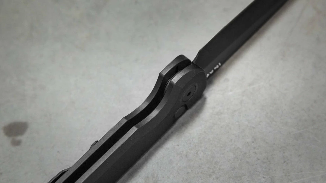 Darcform Slimfoot Auto Black Alum 3.1" 154CM Black Bade (USA) Arcform Knives