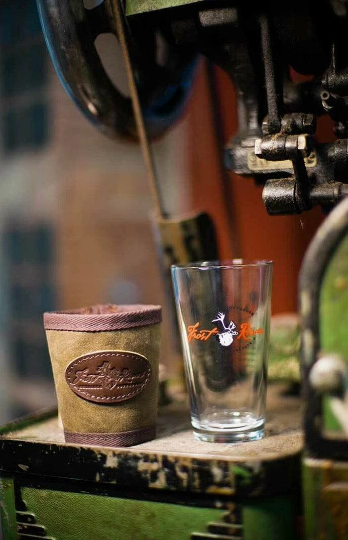 FROST RIVER TRADING Frost River Logo Pint Glass (USA) Canvas Packs