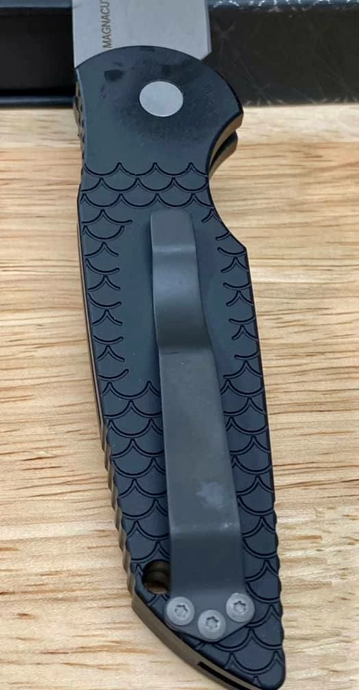 PROTECH KNIVES Pro-Tech TR-3 MC1 Magnacut Knife Fish Scale Black